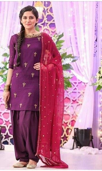 Sanam Baloch Dresses, Dressing Design Ideas, Dress Necklines, Silk Dress Design, Dressing Design, Shadi Dresses, Body Hot, Pakistani Formal Dresses, Girls Party Wear