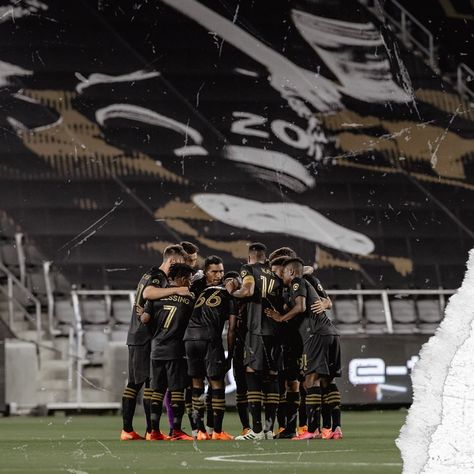 Los Angeles Football Club on Instagram: “24 Hours. Tune in tomorrow night at 8pm on YouTube TV and @canalestrellatv. #LAFCvPOR” Midnight Club Los Angeles, Lfc Champions League 2019, Football Nights And Stadium Lights, Los Angeles Football Club, Leicester City Football Club, Football Club, Wild Cats, Tv, Football