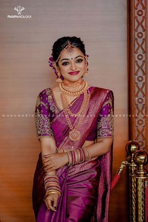 Meera Anil Wedding New Photos #MeeraAnil #wedding #marriage #actress South Indian Wedding Saree, Meera Anil, South Indian Bride Saree, Kerala Wedding Saree, Engagement Saree, Instagram Layout Ideas, Bridal Sarees South Indian, Indian Bridal Sarees, Pattu Saree Blouse Designs