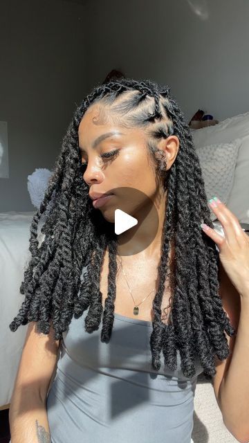 NICHOLE ♡ 𝒚𝒐𝒖𝒓 𝒗𝒊𝒓𝒕𝒖𝒂𝒍 𝒃𝒆𝒔𝒕𝒊𝒆 on Instagram: "here are a few of my go to loc styles 🤍✨check out how I achieved this elongated boho loc bob on YouTube!  🎥: THEREALCHOLEY   . . #locwashday #locjourney #instantlocs #starterlocs #washdayroutine #fyp #explore #nimanaturals #locstyles #locs #twostrandtwist #locbob #youtube" Loc Bob Styles Dreads, Loc Knot Bob, Loc Bob, Loc Bun, Dread Styles, Two Strand Twist, Starter Locs, Dreads Styles, Bob Styles