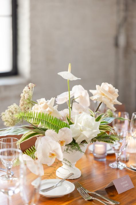 The right wedding florals can transform an urban loft into a tropical oasis. Christine Janda Design & Events turned Chicago's The Lytle House into the most modern and quiet-glam setting using cream anthuriums, white lilies, soft-pink dried florals, and bright, warm botanicals. The centerpieces inspired a destination wedding feel at every table.   #realwedding #chicagowedding #modernwedding #tropicalwedding #chicagoeventdesign #floralinspo Friends Dancing, Tropical Glam, Tropical Wedding Decor, Dried Florals, Creative Planner, Tropical Oasis, Urban Loft, Event Planning Design, Wedding Vibes