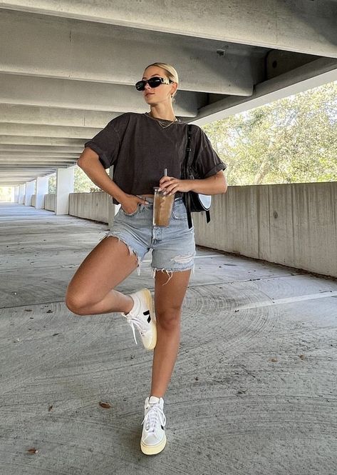 Zoo Date Outfit Summer, Outfit Navidad, Trip Outfit Summer, Outfit Ideas For College, Moving Clothes, College Outfit Ideas, Style Inspo Summer, Basic Ootd, New York Outfit