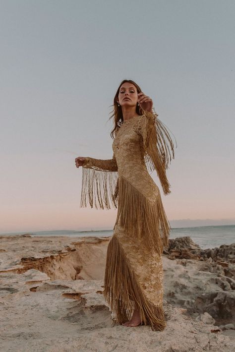 Fleetwood of London’s Free Spirited Wedding Dress Collection Essence Photoshoot, Free Spirited Wedding Dress, Desert Wear, Free Spirited Wedding, Festival Bride, Wedding Dress Collection, Gold Wedding Dress, Gold Gown, Looks Country