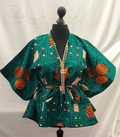 Stylish Handmade Ankara Kimono Top/jacket - Etsy Canada Kitenge Jackets For Women, Stylish Kimono Ankara Styles, Afican Dresses, Kimono Jacket Outfit, Ankara Jackets For Women, Ankara Kimono Style, Ankara Kimono Jacket, Ankara Tops Blouses, Kimono Ankara