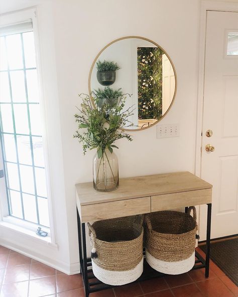 Katie on Instagram: “Loving my new entryway table for this little spot by our back door! It was just the change up I needed for this space and gave me an excuse…” Entrance Tables, Door Table, Entrance Table, Entryway Ideas, Entryway Organization, Front Entrance, Entryway Table, Front Entrances, Back Door