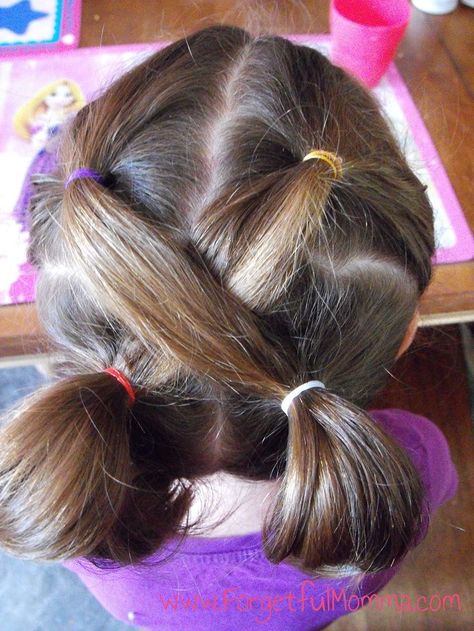 school hair little girls - Easy hair dos to keep their hair out of their face. Girls School Hairstyles, Easy To Do Hairstyles, Girl Hair Dos, Girls Hairstyles Easy, Easy Hairstyles For School, Toddler Hairstyles Girl, Back To School Hairstyles