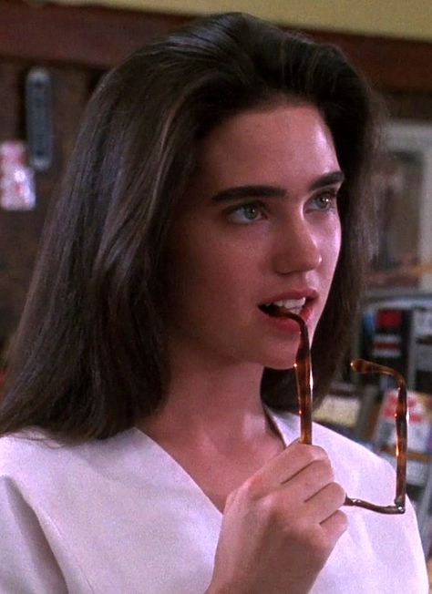 Jennifer Connelly - The Hot Spot (1990) Jennifer Conely, Jennifer Connelly Young, 90s Actresses, Long Dark Hair, Liv Tyler, Jennifer Connelly, 90s Aesthetic, Girl Crushes, 인물 사진