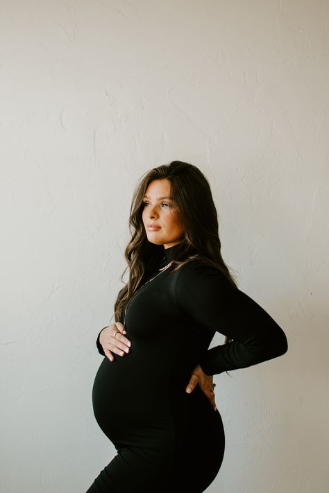 Winter Maternity Pictures Dress, Black Dress Maternity Dress, Maternity Pics Black Dress, Mommy Me Maternity, Winter Maternity Pictures At Home, Maternity Photo Dress Fall, Indoor Maternity Photoshoot Outfits, Black Maternity Pictures Outfits, Long Sleeve Maternity Dress Photo Shoot