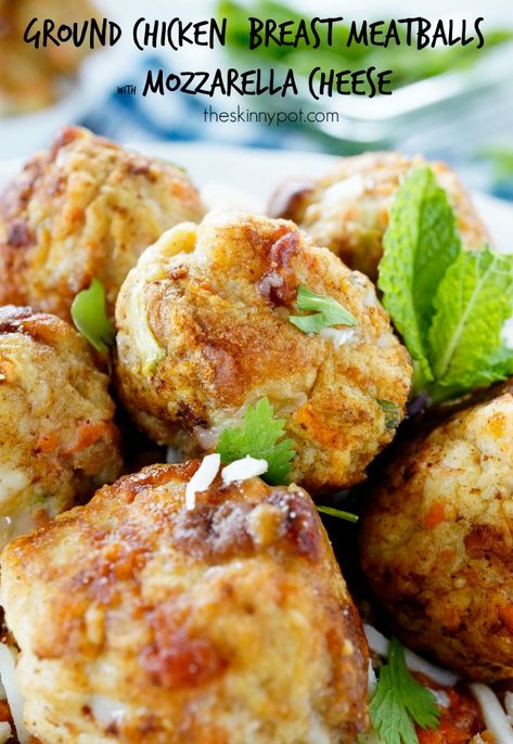 Ground Chicken Breast Recipes, Meatballs Chicken, Ground Chicken Meatballs, Meatball Recipes Easy, Ground Chicken Recipes, Fried Chicken Breast, Lean And Green Meals, Breast Recipe, Chicken Meatballs