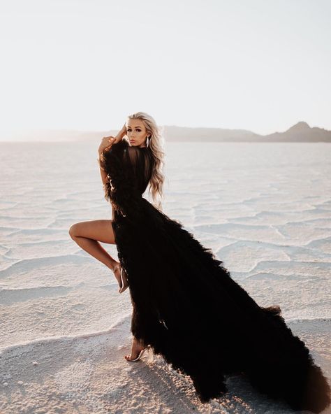 The black robe 🖤 One size fits all, $60 DM to reserve | Instagram Senior Picture Outfits, Outdoor Photoshoot, Flowing Dresses, Warrior Princess, Ice Queen, Beach Photoshoot, Photography Business, Styled Shoot, Creative Photography