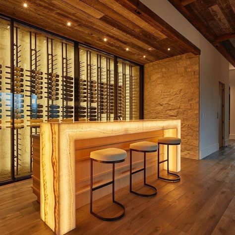 Onyx Bar, Glass Wine Cellar, Modern Restaurant Design, Metal Wine Rack, Wine Cellar Design, Cellar Design, Wine Wall, Modern Restaurant, Wet Bar