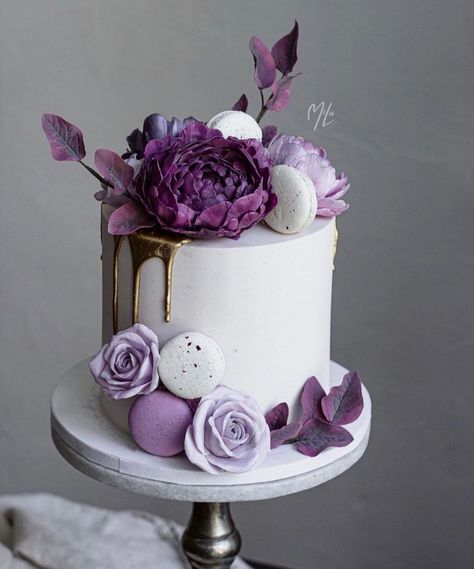 Purple Cakes Birthday, Fondant Cake Designs, Purple Cakes, Elegant Birthday Cakes, Cool Cake Designs, 18th Birthday Cake, Birthday Cakes For Women, Cake Day, 50th Birthday Cake