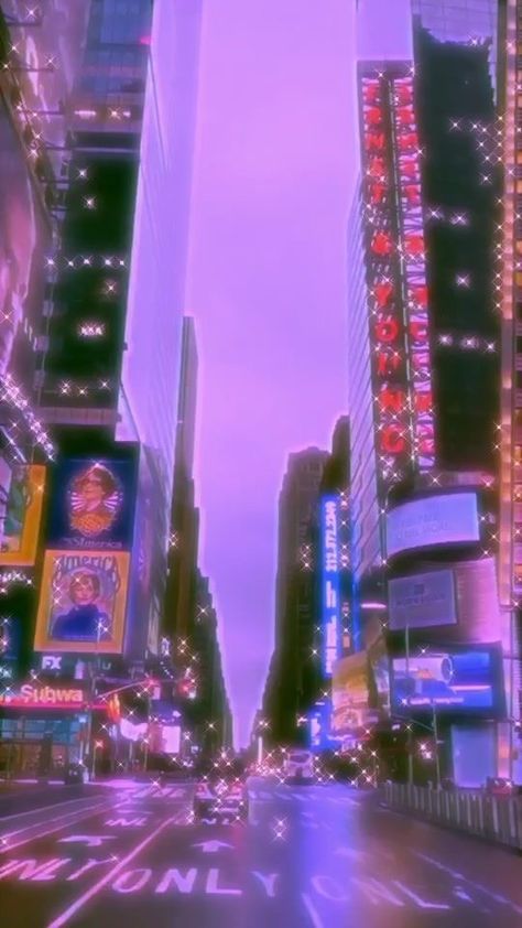 Purple City, Photographie Indie, ポップアート ポスター, Foto Top, Pink Tumblr Aesthetic, Dark Purple Aesthetic, Purple Wallpaper Iphone, Wallpaper Tumblr, Picture Collage Wall