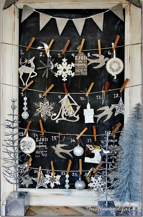 ☆ Advent Calendar Vintage Jul, Diy Jul, Advent Calendars For Kids, Christmas Window Display, Christmas Window Decorations, Diy Advent Calendar, Kids Calendar, Advent Calendars, Christmas Advent Calendar