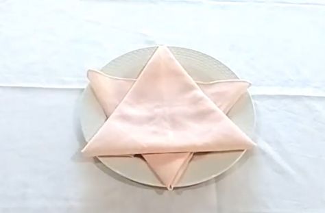 Folding A Napkin, Star Napkin Folding, Fold A Napkin, Christmas Mosaics, Pointing Hand, Jewish Star, Plastic Spoons, Napkin Folding, Hanging Plates