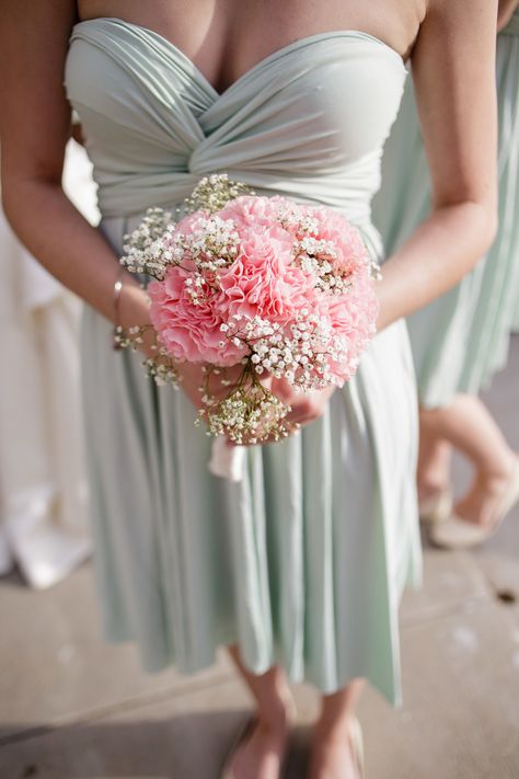 Carnation Bridesmaid Bouquet, Pink Babies Breath, Carnation Wedding Flowers, Baby's Breath Bouquet, Carnation Wedding, Carnation Bouquet, Wedding Bouquets Pink, Pink Lillies, Babies Breath