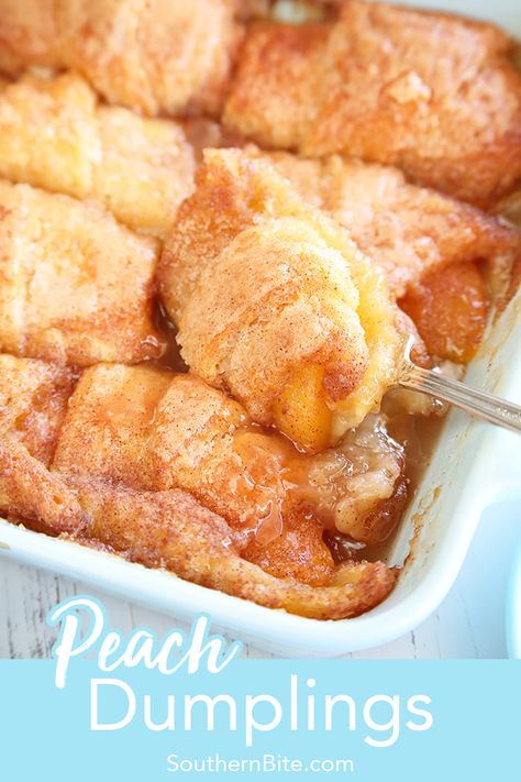 This quick and easy recipe for Peach Dumplings are the perfect way to enjoy those summer peaches! Peach Dumplings, Peach Dessert Recipes, Peach Desserts, Peach Cobbler Recipe, Peach Recipe, Cobbler Recipes, Homemade Desserts, Food Cakes, Mini Desserts