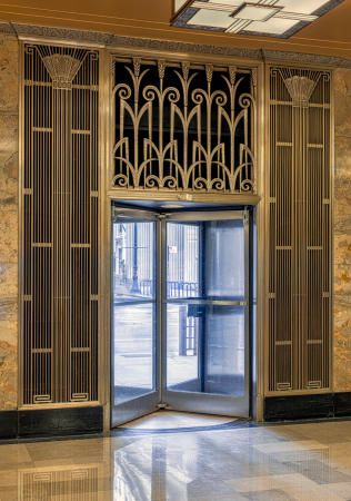 Art Deco Chicago, Art Deco Hotel Lobby, Art Deco Arquitectura, Art Deco Branding, Chicago Board Of Trade, Art Deco Entrance, Art Deco Doors, Interior Entrance, Arte Art Deco