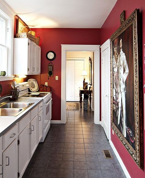 Mitch's Creative Take on a Classic Space House Tour Red Kitchen Walls, Rental Kitchen, Kitchen Decor Apartment, Wall Kitchen, Galley Kitchen, Kitchen Design Decor, Red Kitchen, Red Walls, Apartment Kitchen