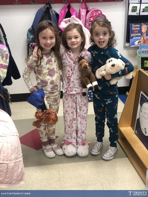 #StudentShoutout: It’s Pajama Day at Trinity Episcopal School and it sure looks like little McKinley G. is having an awesome girls night out with her pals. Fun! 🎉  #endofschoolyear #throwback #studentlife #schoolmemories #pajamaday Pjs Day School, Pajamas Day At School, Pj Day At School, Pajama Day Spirit Week, Pajama Day At School, Llama Llama Red Pajama, Pj Day, Pancakes And Pajamas, Pajama Day