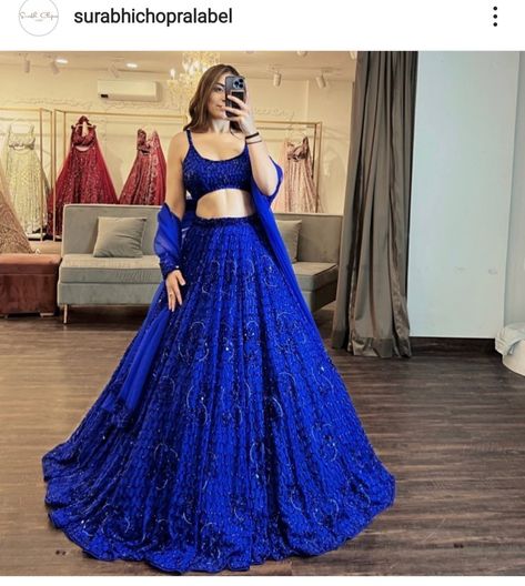 Gown Dress Party Wear, Bridesmaid Dresses Indian, Indian Fits, Indian Bridesmaid Dresses, Cute Asian Fashion, Latest Bridal Lehenga, Desi Wedding Dresses, Indian Outfits Lehenga, Wedding Lehenga Designs