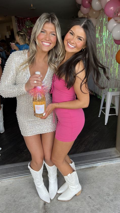 21st birthday bottle🍾 Mary Sergi, 21st Birthday Bottle, Nashville Birthday, Birthday Bottle, Birthday 21, 21st Bday Ideas, Birthday Trip, Bday Ideas, 21st Birthday