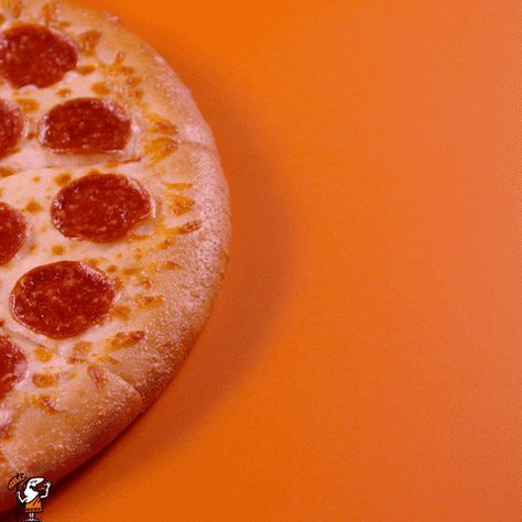 Pizza Gif, Crazy Bread, Pizza Box Design, Pizza Cheese, Little Caesars, Pizza Branding, Pizza Style, Pizza Express, Pizza Design