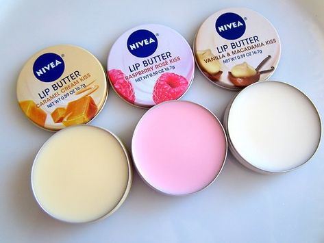 Nivea Lip Butters ♡ Nivea Lip Butter, Balzam Na Pery, Koleksi Makeup, Mascara Hacks, Alat Makeup, Flot Makeup, Lip Balm Collection, Caramel Creams, Balsam Do Ust