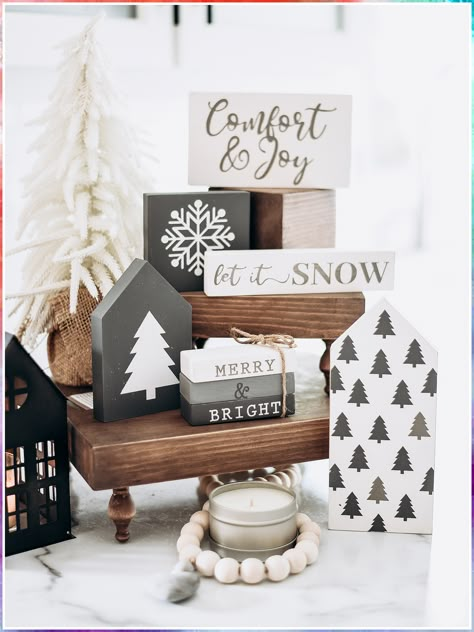 Christmas Wood Crafts - Never lose this opportunity to get what you desire - start NOW and have what you need and deserve! Chalking Ideas, Montana Christmas, Stacked Blocks, Snowflake Stencil, Wood Houses, Tiered Tray Diy, Large Tree, Wood Tags, Deco Originale