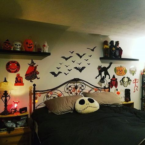 Bedroom also creeping along #vintagehalloween #bats #witch #pumpkin #blackcat #beistle #halloween #spooky Nightmare Before Christmas Room, Nightmare Before Christmas Girl, Cool Bedroom Furniture, Goth House, Beistle Halloween, Gothic Bedroom, Sally Nightmare, Witch Pumpkin, Sally Nightmare Before Christmas