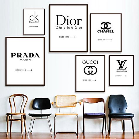 #homedecoronabudget Prada Marfa, Fashion Wall Art, Canvas Art Wall Decor, Diy Home Decor Projects, Room Ideas Bedroom, Aesthetic Room Decor, Minimalist Wall Art, Wall Art Designs, Decor Interior Design