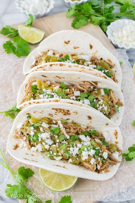 Leftover Pulled Pork Tacos, Dinner For Busy Nights, Pork Verde, Pork Green Chile, Chili Verde Pork, Green Chili Enchiladas, Green Chili Pork, Pork Enchiladas, Green Chili Sauce