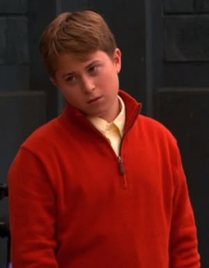 Nevel Amadeus Papperman is the main antagonist of the Nickelodeon sitcom, iCarly. Different from many villains, his main evil purpose is that he is in love with the main character of the show, Carly Shay, but despises her friends Freddie and Sam, and also Spencer. He is younger than Carly, but still wants to make her his girlfriend/love interest. He owns his fictional website called Nevelocity.com. He was portrayed by Reed Alexander. Sinjin Van Cleef, Nevel Papperman, Icarly Victorious, Icarly And Victorious, Carly Shay, I Carly, Icarly, Playlist Covers, Van Cleef