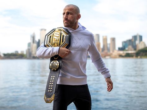 Alex Volkanovski, Ufc Belt, George St Pierre, Win Streak, What Men Want, Mens Gear, St Pierre, Falling In Love Again, Combat Sports