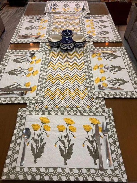 Runner Placement, 6 Seater Dining Table, Dining Table Runners, Decor Photography, Indian Block Print, Block Printing, Ranch House, Interior Decoration, Print Pattern