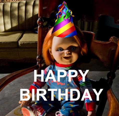 Funny Chucky Pictures, Chucky Images, Chucky Pfp, Child's Play Movie, School Icebreakers, Chucky Movies, Chucky Horror Movie, Childs Play Chucky, Chucky Doll