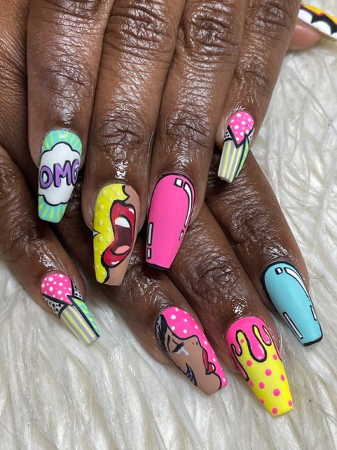 Apres extensions wifh pop art inspired nail art. Pop Art Comic Nails, Pop Up Nails, Pop Nail Art Designs, Nails Design Funky, Pop Culture Nail Art, Crazy Cool Nails, 90s Nail Art Design, Uñas Comic Pop, Comics Nail Art