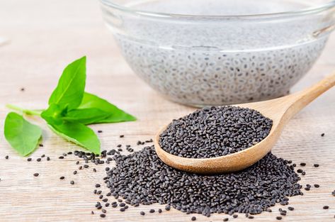 10+ Free Basil Seeds & Seeds Images - Pixabay Basil Health Benefits, Basil Herb, Organic Drinks, Seeds Benefits, Basil Seeds, Sour Cream And Onion, Herb Seeds, Infused Water, Healthy Digestion