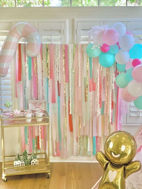 Girly Pink Christmas Party | CatchMyParty.com Crepe Streamer Backdrop, Crepe Backdrop, Dollar Tree Backdrop, Foam Board Backdrop Diy, Pink Christmas Party, Nashville Party, Stream Setup, Diy Tablecloth, Crepe Streamers