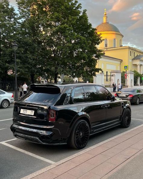 @notbad.cars on Instagram: "rolls royce cullinan by @mansory . . . #cars#rollsroyce#rolls#mansory#rollsroycecullinan#cullinanmansory#msk#amazingcars#amazingcars247#carspotter#carspotting" Rolls Royce Cullinan Interior, Mansory Cullinan, Rolls Royce Mansory, Cullinan Rolls Royce, Rolls Royce Cullinan Mansory, Mansory Rolls Royce, Rolls Royce Cullinan Black, Rr Cullinan, Mansory Cars