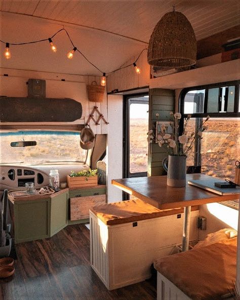 Short School Bus, Bus Remodel, School Bus Tiny House, School Bus Camper, School Bus House, Converted School Bus, Converted Bus, Bus Interior, Short Bus