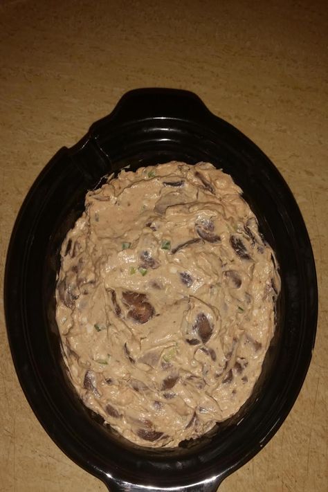 Mushroom Blue Cheese Dip Mushroom Blue Cheese, Blue Cheese Appetizers, Mushroom Dip, Mushroom Blue, Blue Cheese Dip, Stuffed Portabella Mushrooms, Bleu Cheese, Cheese Soup, Sliced Mushrooms