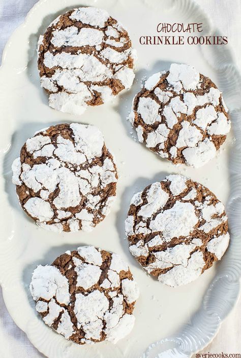 Chocolate Crinkle Cookies from @averie Cookies Without Mixer, Chocolate Crinkle Cookies Recipe, Madeline Cookies, Crinkle Cookies Recipe, Chocolate Crinkle, Averie Cooks, Chocolate Crinkle Cookies, Pudding Cookies, Chocolate Crinkles