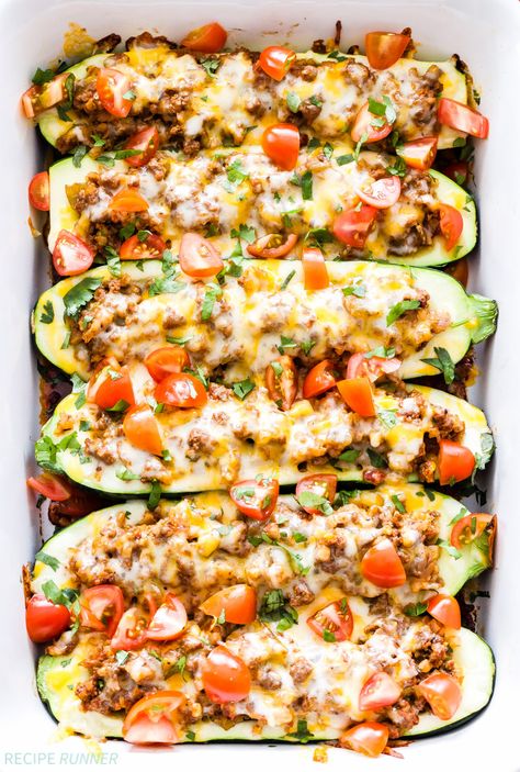 Cheesy Taco Stuffed Zucchini Boats - Recipe Runner Taco Stuffed Zucchini, Fodmap Meals, Recipe Runner, Grains Recipes, Zucchini Boat Recipes, Stuffed Zucchini Boats, Taco Filling, Tacos Mexicanos, Low Carb Tacos