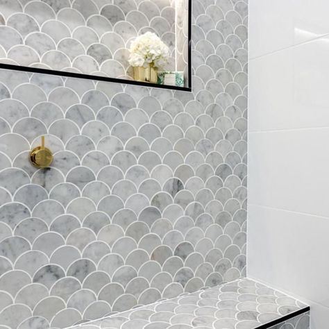 Great feature wall @theblock bathroom - grey fishscale/fan mosaics #mosaic #tiles #bathroom #bathrooms #bathroominspiration #interiorstyle… Fishscale Tile Bathroom, Fish Scale Tile Bathroom, Fishscale Tile, Mosaic Tiles Bathroom, Bathroom Feature Wall, Bathroom Renovation Diy, Bathroom Splashback, Ensuite Design, Bathroom Grey