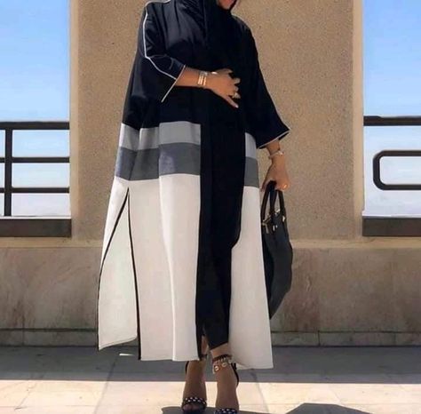 More details whtsup +919535483369 Everyday Abaya, Abaya Outfits, Abaya Inspiration, Abaya Designs Latest, Cropped Cable Knit Sweater, Education Art, Muslimah Outfit, Denim Coat Women, Mode Kimono