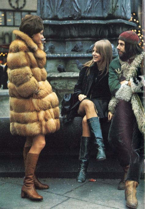 Jane Birkin Fur Coat, Winter 60s Fashion, 70s Cold Weather Outfits, 70s Fur Coat Outfit, 70s Fashion Winter, 60 Fashion 60s Style, 70s Winter Outfits, 60s Fashion Aesthetic, 70s Fur Coat