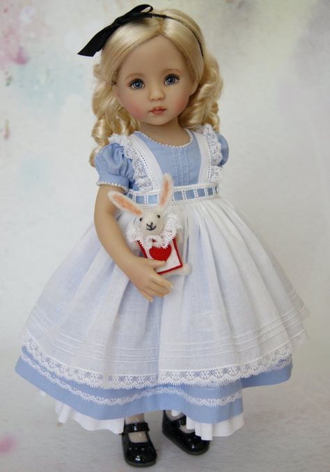 Sewing Cupboard, Alice In Wonderland Doll, Anna Doll, Куклы American Girl, Effanbee Dolls, Betsy Mccall, Crocheted Toys, Sewing Doll Clothes, American Doll Clothes