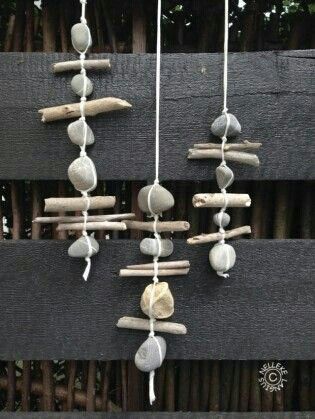 Deco Nature, Dekor Diy, Wallpaper Tumblr, Driftwood Crafts, Sticks And Stones, Beach Crafts, Stone Crafts, Driftwood Art, Nature Crafts