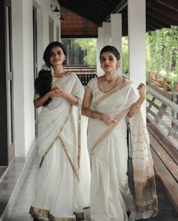 Set Saree Kerala, Kerala Traditional Saree, Kerala Kasavu Saree, Saree Inspiration, Onam Outfits, Kerala Saree Blouse Designs, Onam Saree, Kasavu Saree, Lehenga Saree Design